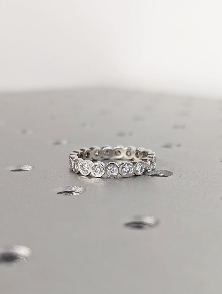 14k 18k Gold Full Diamond Moissanite Eternity Ring, Stackable Ring Wedding Band, Bezel Set Ring for Her, Dainty Wedding Engagement Ring