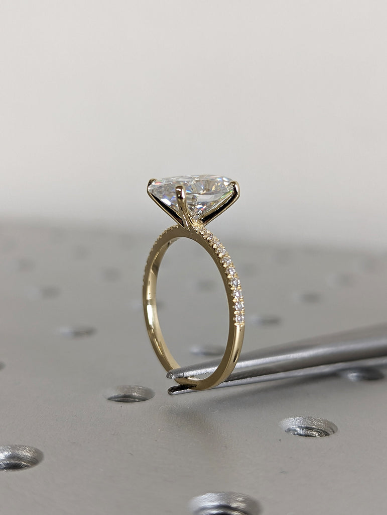 3cts Moissanite Oval Engagement Ring, Oval Moissanite and Solitaire Wedding Ring, Yellow Gold Moissanite Ring