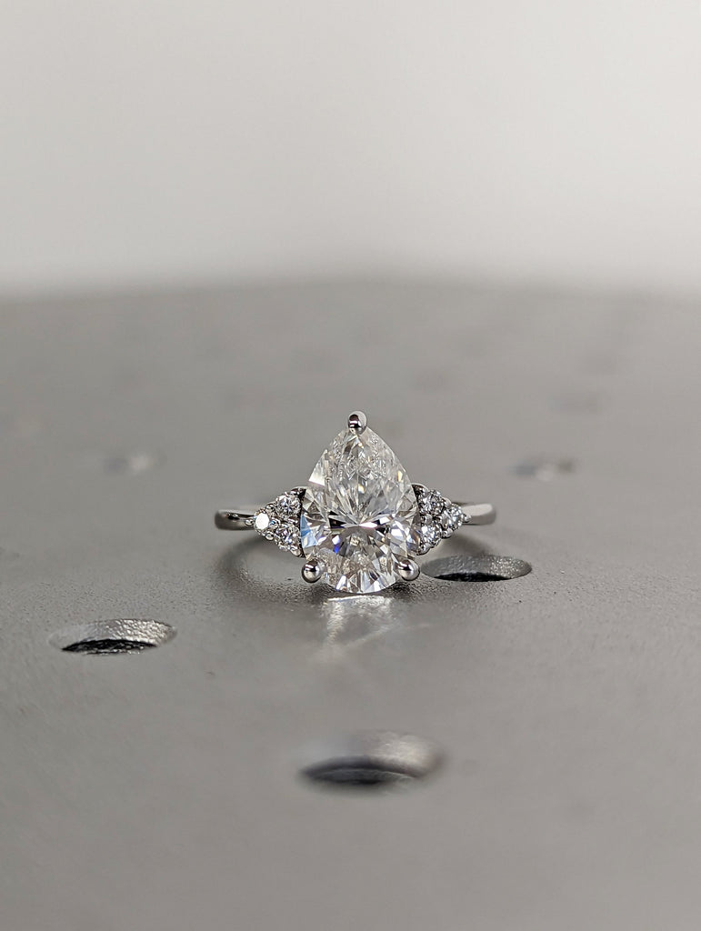 Pear cut Moissanite engagement ring vintage white gold Round moissanite ring Cluster ring unique ring engagement ring Anniversary ring
