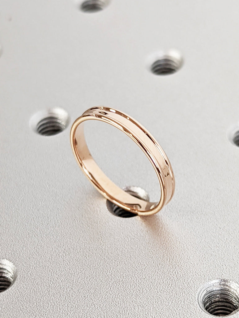 14k Solid Gold Thin Wedding Band / Minimalist Wedding Ring for Women / Thin Stacking Ring Hers / Dainty Simple Plain Ring / Double Engraved