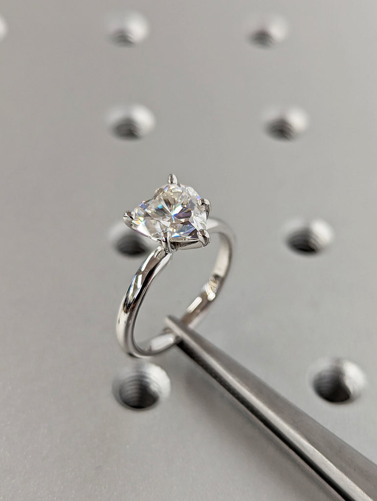 14K Solid Gold Engagement Ring /2CT Heart Moissanite Diamond Wedding Ring/Moissanite Engagement Ring/Stack Ring/Promise ring/Rose gold