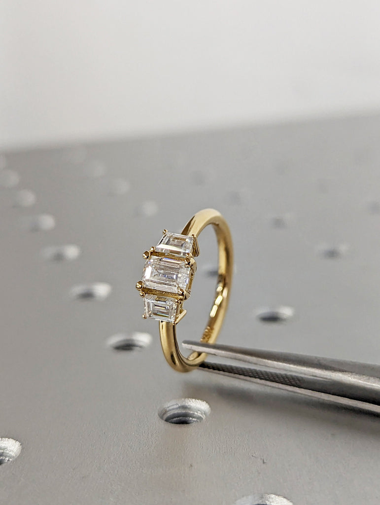 Three Stone Emerald Cut Moissanite Engagement Ring, Side Trapezoid Moissanite, Three Stone Engagement Ring, Emerald Cut and trapezoid Cut