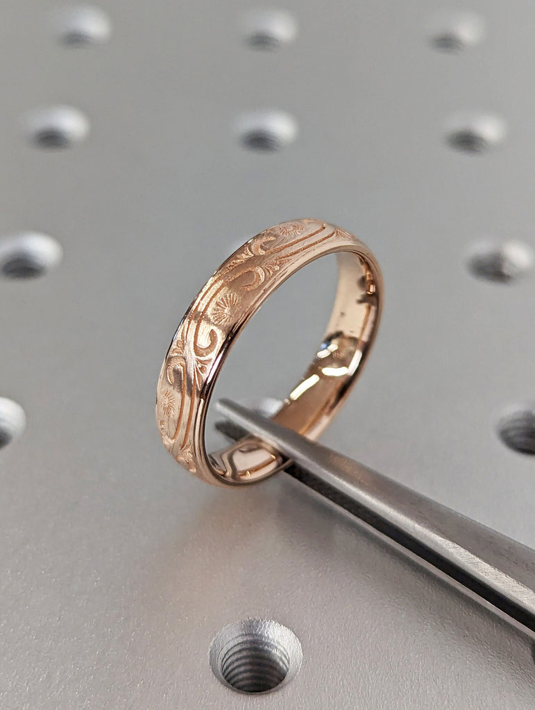 14K 18K Solid Gold Wedding Ring for Men & Women, 5mm Rose Gold Mens Wedding Band, Hand Engraved Mens Wedding Ring, Brushed Engraved, Paisley