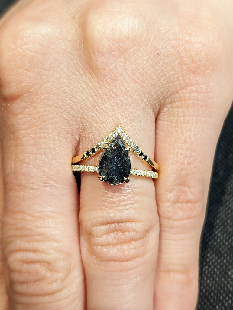 2 Carat 1920's Raw Salt and Pepper Diamond, Pear Diamond Ring, Unique Engagement Bridal Set, Black, Gray Pear, 18k Yellow, Rose, White Gold