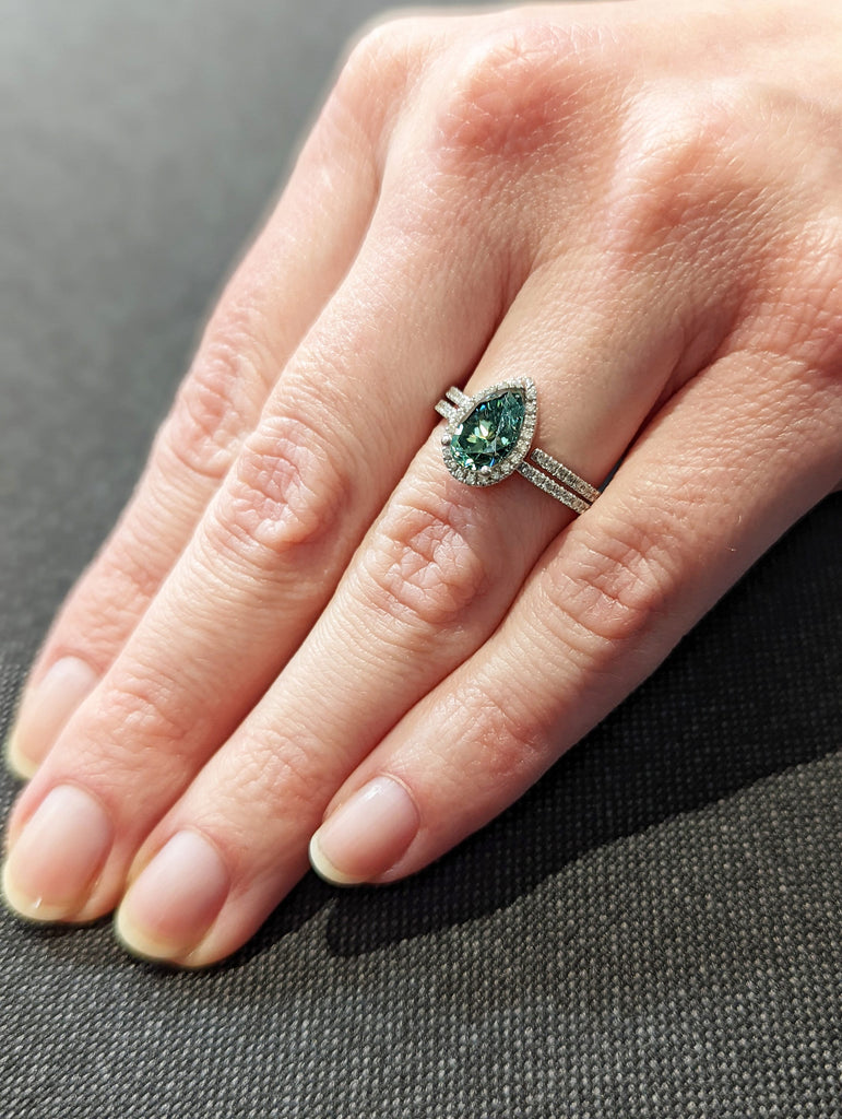Pear Green Blue Moissanite Engagement Ring, Heavenly Halo Wedding Ring, Cyan Blue Moissanite Ring, Ring for Women, Anniversary Gift Ring