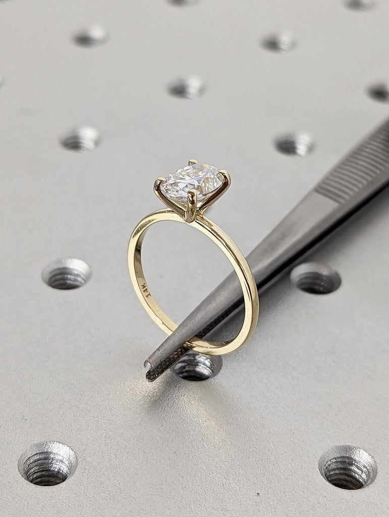 1.5cts Moissanite Oval Engagement Ring, Oval Moissanite and Solitaire Wedding Ring, Yellow Gold Moissanite Ring, Simple Promise Ring, Unique
