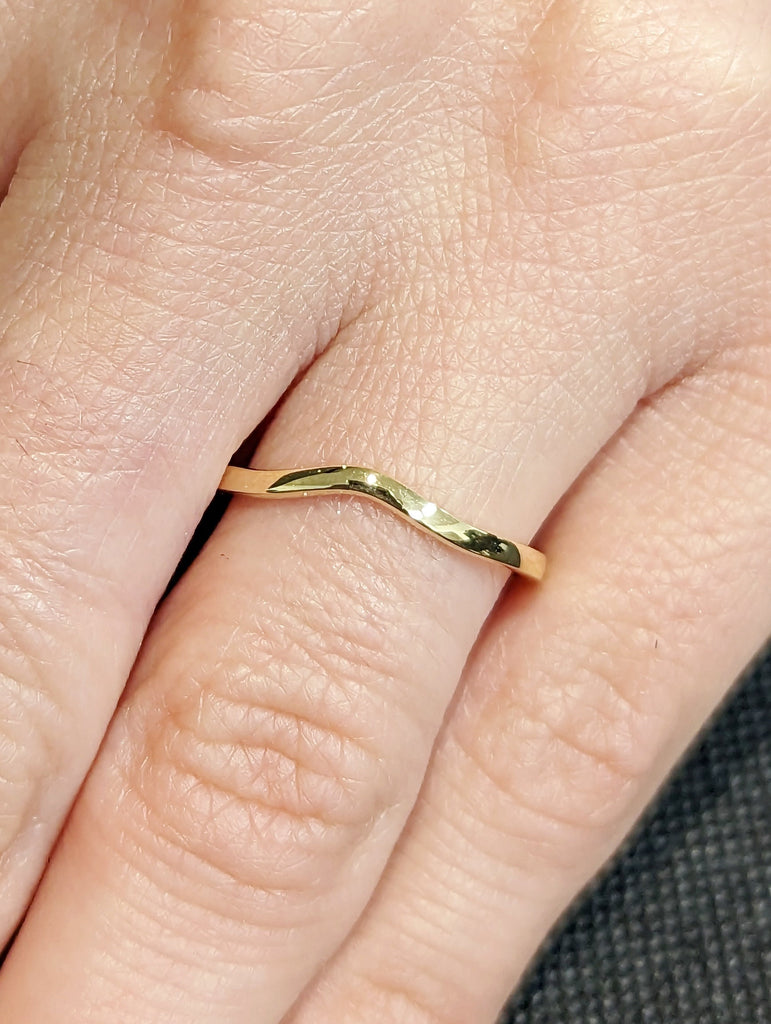 Curved Wedding Band/18k Yellow Gold Matching Band/18k Yellow Gold Matching Ring/18K Solid Gold Wedding Ring/Curved Matching Band/Plain Ring