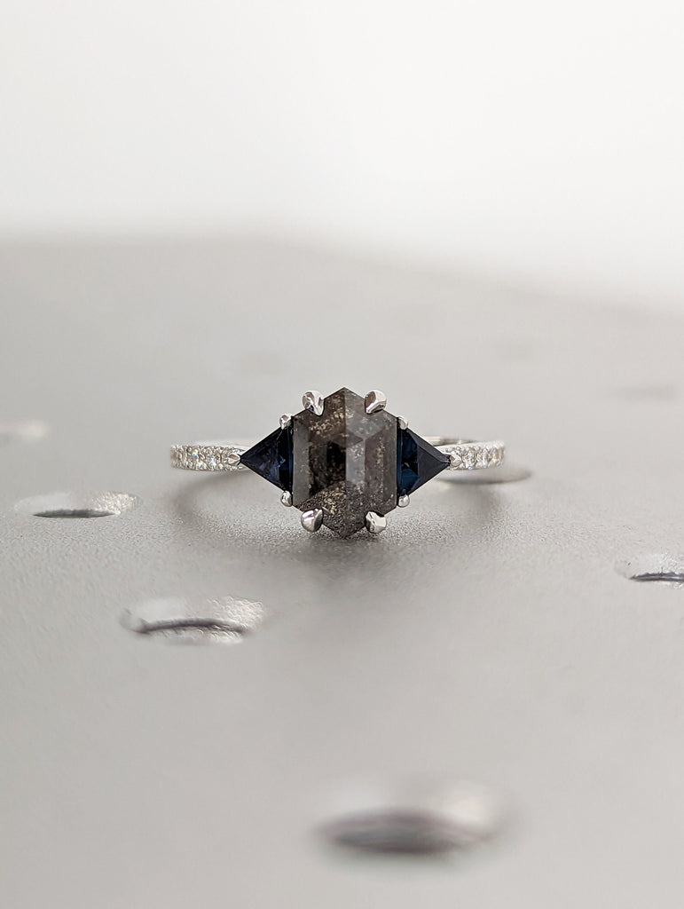 Raw Diamond Hexagon Triangle Sapphire, Salt and Pepper, Unique Engagement Ring, Rose Cut Geometric Diamond Ring, 18k Gold, Custom Handmade