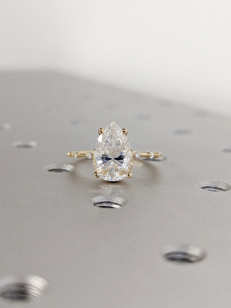 Pear Cut Engagement Ring, Dainty Moissanite Engagement Ring