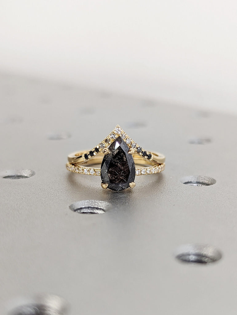 2 Carat 1920's Raw Salt and Pepper Diamond, Pear Diamond Ring, Unique Engagement Bridal Set, Black, Gray Pear, 18k Yellow, Rose, White Gold