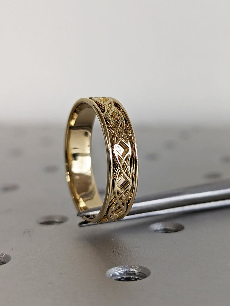 Gold Celtic Band, Mens Celtic Ring, Celtic Wedding Band, Womans Ornate Celtic Norse Ring, Viking Ring, Warrior Ring Band, 14k Yellow Gold