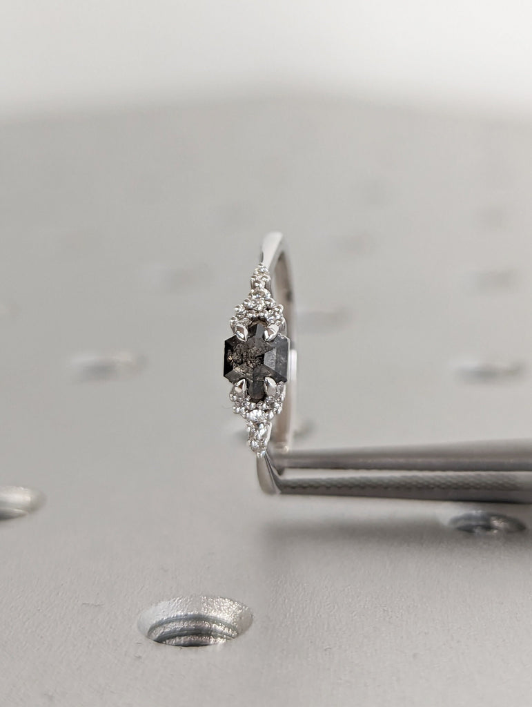 Hexagon Salt and Pepper Diamond Wedding Ring, Unique Diamond Wedding Band, Wedding Engagement Ring, Minimalist Diamond Ring, Cluster Diamond