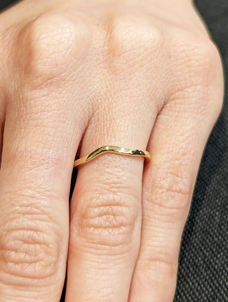 Curved Wedding Band/18k Yellow Gold Matching Band/18k Yellow Gold Matching Ring/18K Solid Gold Wedding Ring/Curved Matching Band/Plain Ring