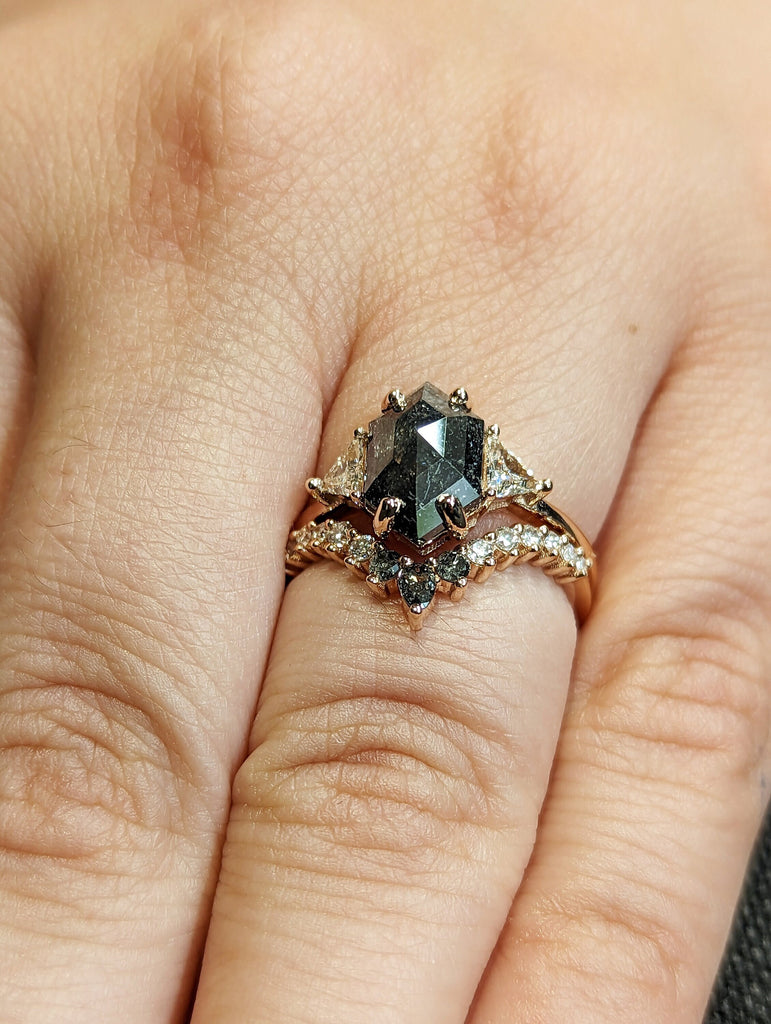 Raw Diamond Hexagon Triangle Diamond, Salt and Pepper, Plain Unique Bridal Engagement Set, Hexagon Cut Geometric Diamond Ring, Custom Ring