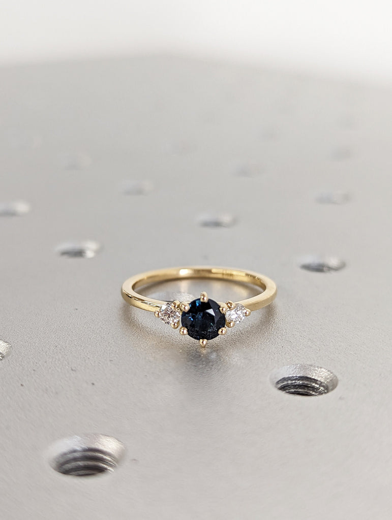 Peacock Sapphire Promise Ring Gold, Round Cut Engagement Dainty Sapphire Ring, Art Deco Ring,Green Gemstone Statement Ring,Anniversary Gift