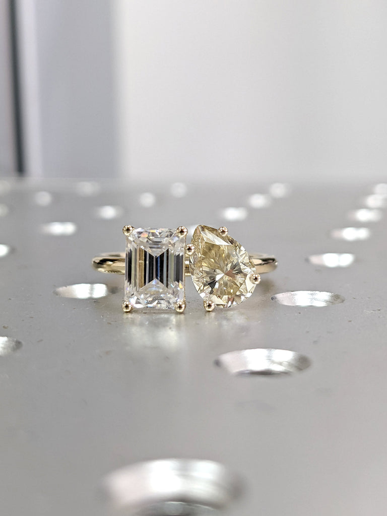 Colorless & Champagne Moissanite Toi Et Moi Ring / Emerald And Fancy Colored Pear Moissanite Ring / 14K Gold Engagement Ring / Gift For Her