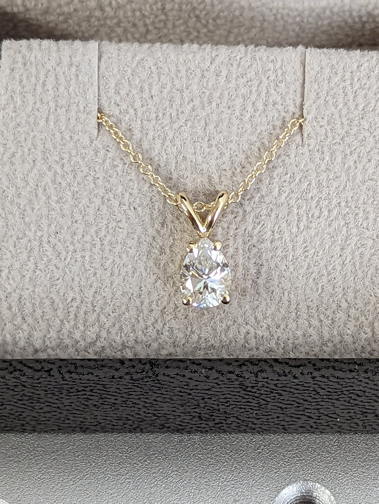 1ct Pear Pendant 14k Gold Necklace , Moissanite Pendant, Solitaire Ladies Necklace , Tear Shape Pendant, Pear Shaped Necklace