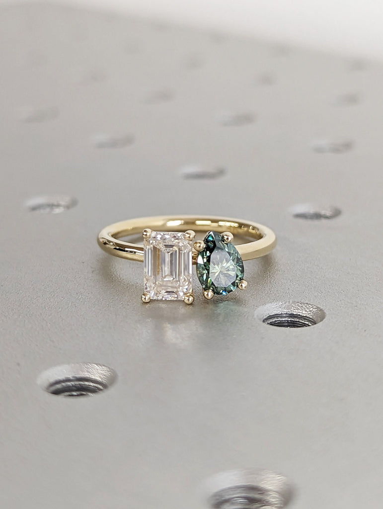 Pear And Emerald Cut Toi Et Moi Moissanite Ring / Green Pear Moissanite Engagement Ring / 14K Yellow Gold Anniversary Ring / Two Stone Ring