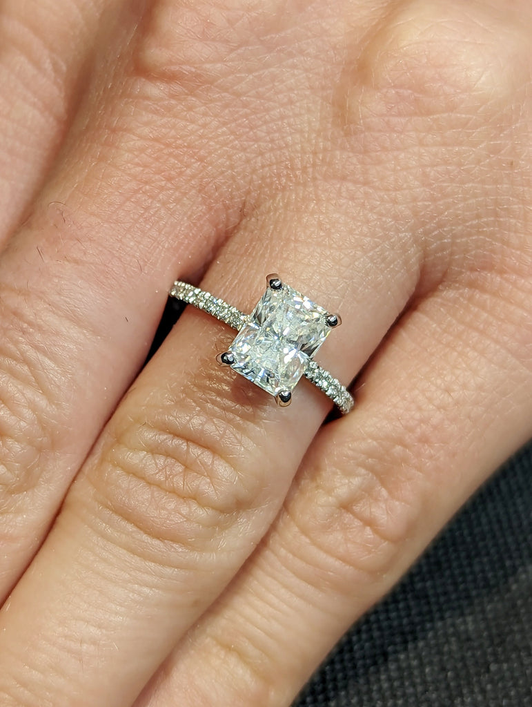 18K Solid Gold Engagement Ring /1.5CT Radiant Moissanite Diamond Wedding Ring/Moissanite Engagement Ring/Stack Ring/Promise ring/White gold