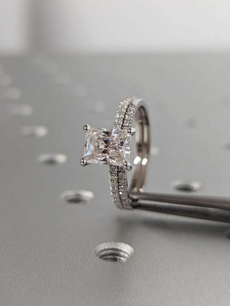 14K Solid Gold Engagement Ring /1.5CT Radiant Moissanite Diamond Wedding Ring/Moissanite Engagement Ring/Stack Ring/Promise ring/White gold