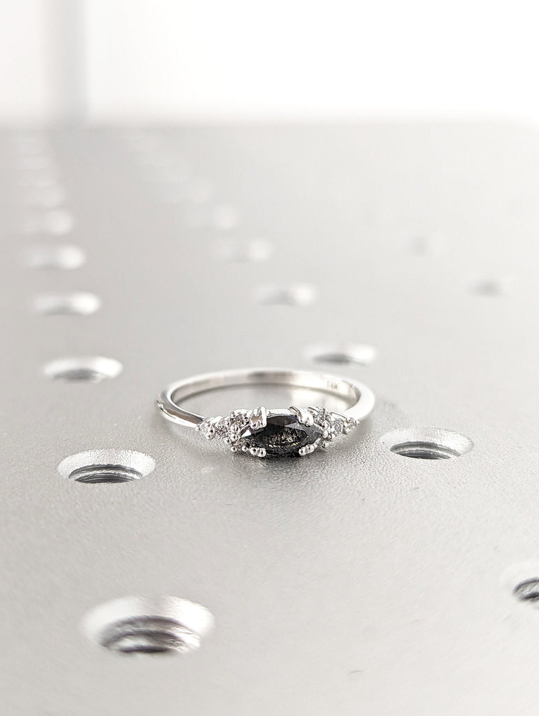 Marquise Salt and Pepper Diamond Wedding Ring, Unique Diamond Wedding Band, Wedding Engagement Ring, Minimalist Diamond Ring