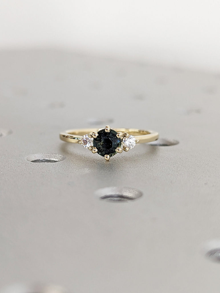 Peacock Sapphire Promise Ring Gold, Round Cut Engagement Dainty Sapphire Ring, Art Deco Ring,Green Gemstone Statement Ring,Anniversary Gift