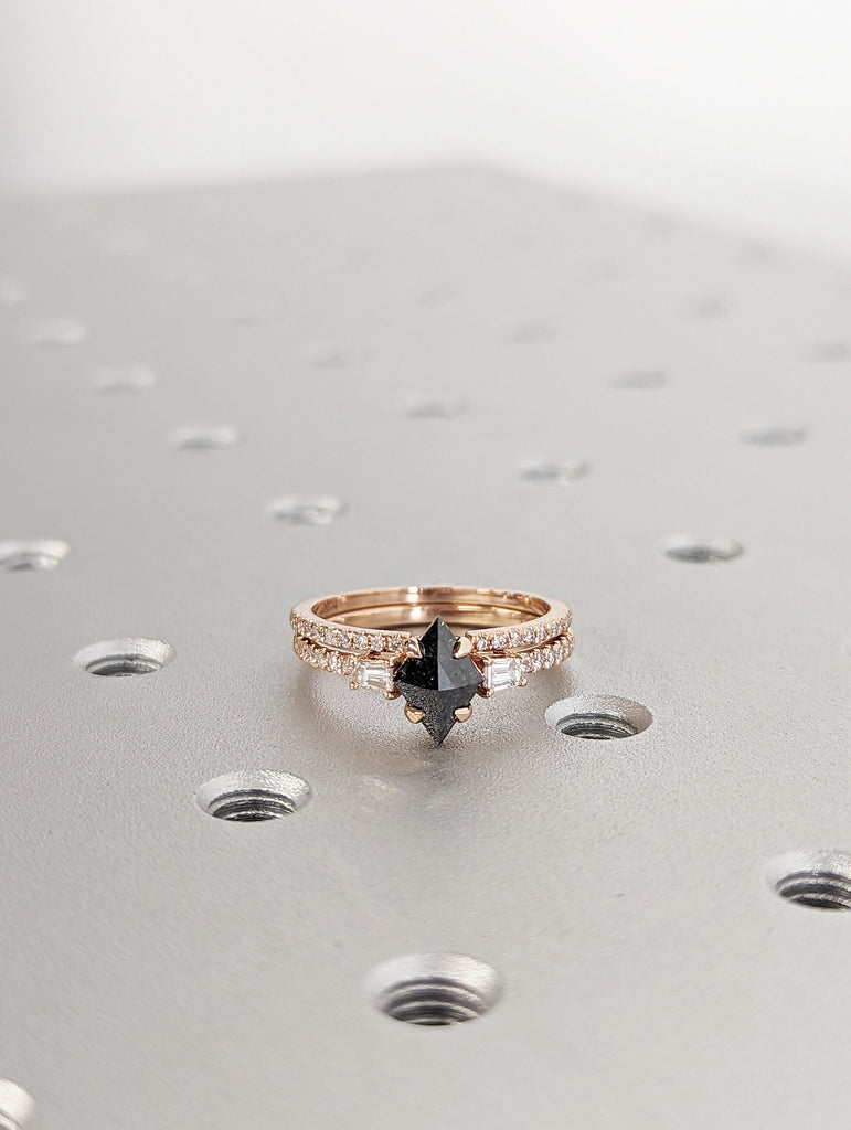 1Ct Kite Rhombus Cut Wedding Set in Rose Gold , Salt and Pepper Bridal Set, Salt and pepper Kite Cut Bridal Set, Vintage Diamond bridal Set