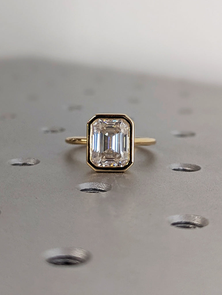 3CT Emerald Cut Moissanite Solitaire Ring, 18K Yellow Gold Engagement Ring, Bezel Setting, Statement Ring, Gift For Her, Bridal Set, Vintage