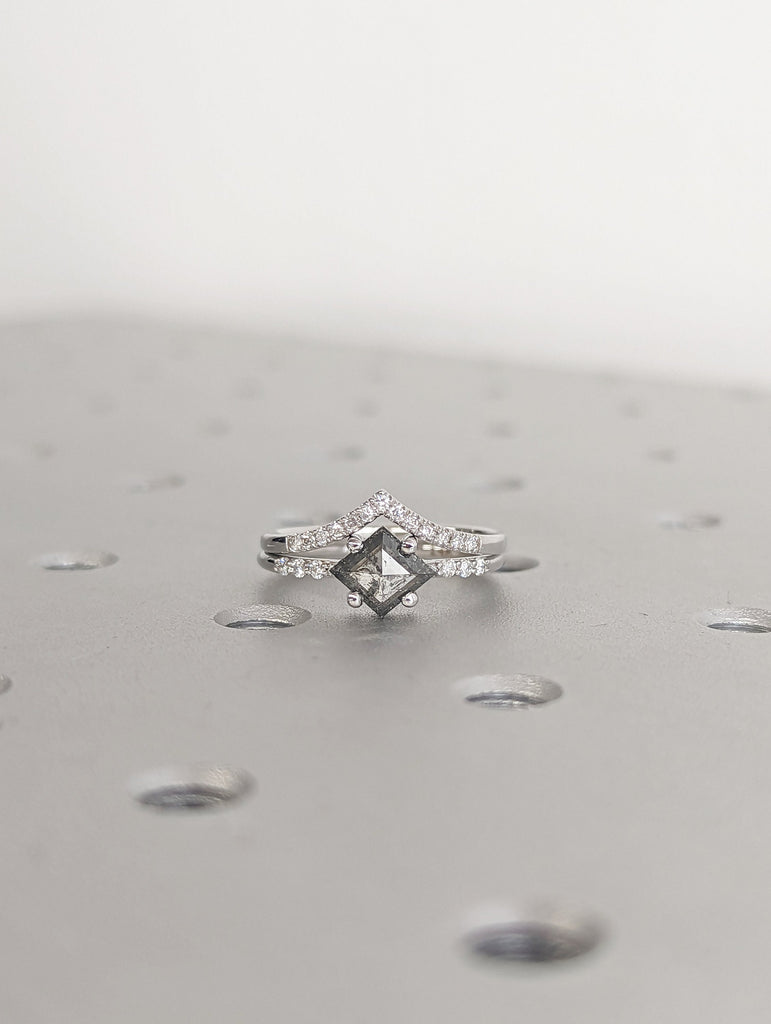 Alternative Diamond Engagement Ring Salt And Pepper Diamond, Kite Diamond Ring, Unique Salt Pepper Diamond Ring, Bridal Set