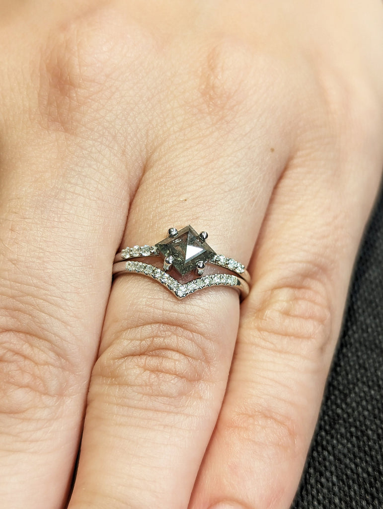 Alternative Diamond Engagement Ring Salt And Pepper Diamond, Kite Diamond Ring, Unique Salt Pepper Diamond Ring, Bridal Set
