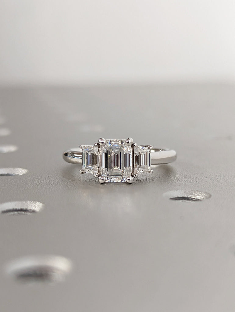 Three Stone Emerald Cut Moissanite Engagement Ring, Side Trapezoid Moissanite, Three Stone Engagement Ring, Emerald Cut and trapezoid Cut