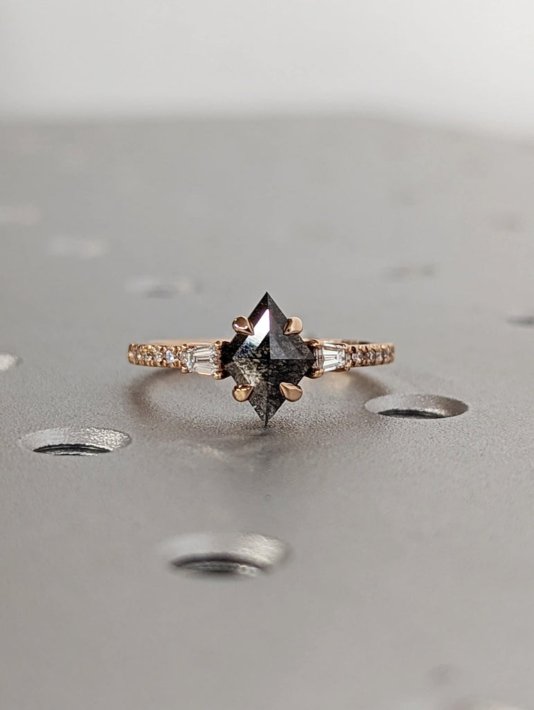 Galaxy Raw Salt and Pepper Diamond Ring- Kite Cut Diamond Engagement Ring Sets- Unique Bridal Geometric Diamond Promise Ring- 14K Rose Gold