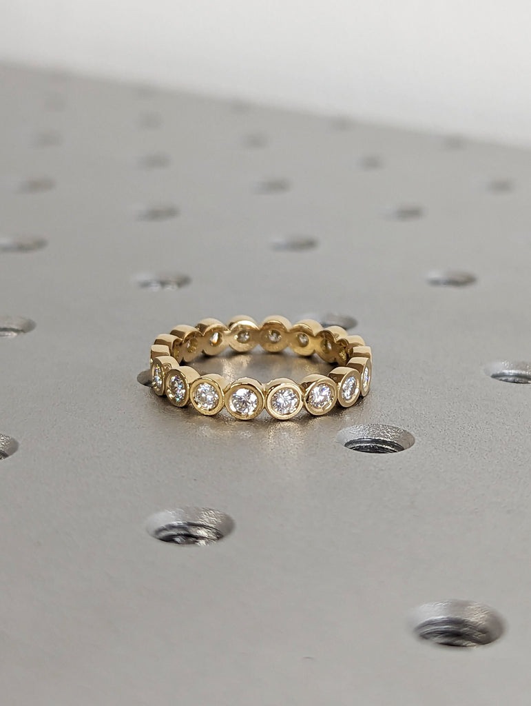 14k 18k Gold Full Diamond Moissanite Eternity Ring, Stackable Ring Wedding Band, Bezel Set Ring for Her, Dainty Wedding Engagement Ring