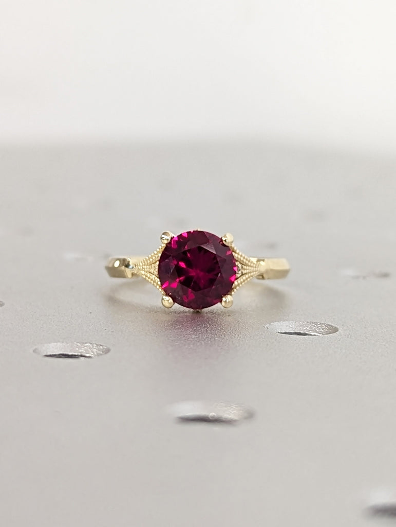 Vintage Round Cut 2ct Ruby, 14K Yellow Gold Engagement Ring | Red Gemstone Bridal Jewelry | July Birthstone Ring | Milgrain Wedding Band