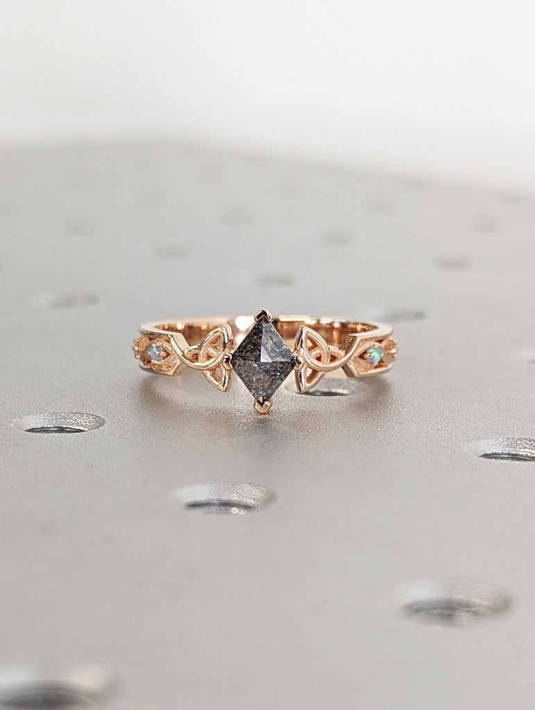 Galaxy Raw Salt and Pepper Diamond Ring- Kite Cut Diamond Engagement Ring Sets- Unique Bridal Geometric Diamond Promise Ring Round Opal Ring