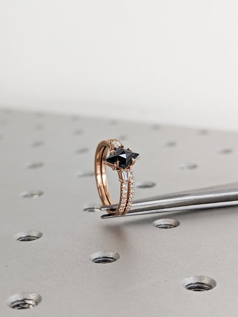 1Ct Kite Rhombus Cut Wedding Set in Rose Gold , Salt and Pepper Bridal Set, Salt and pepper Kite Cut Bridal Set, Vintage Diamond bridal Set