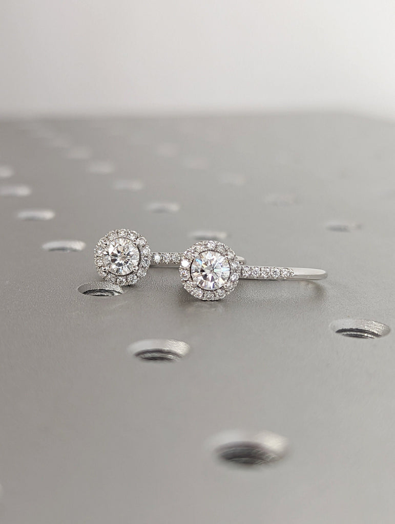 Minimalist Halo Stud Earrings / Diamonds Halo Earrings / Minimalist Earrings / Classic Earrings / Bridesmaid Gift / Moissanite Halo Earrings