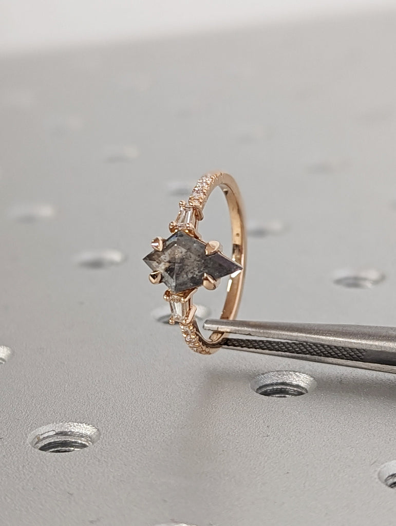 Raw Diamond Kite Baguette Diamond, Salt and Pepper, Unique Engagement Ring, Rose Cut Geometric Diamond Ring, 18k Rose Gold, Custom Handmade