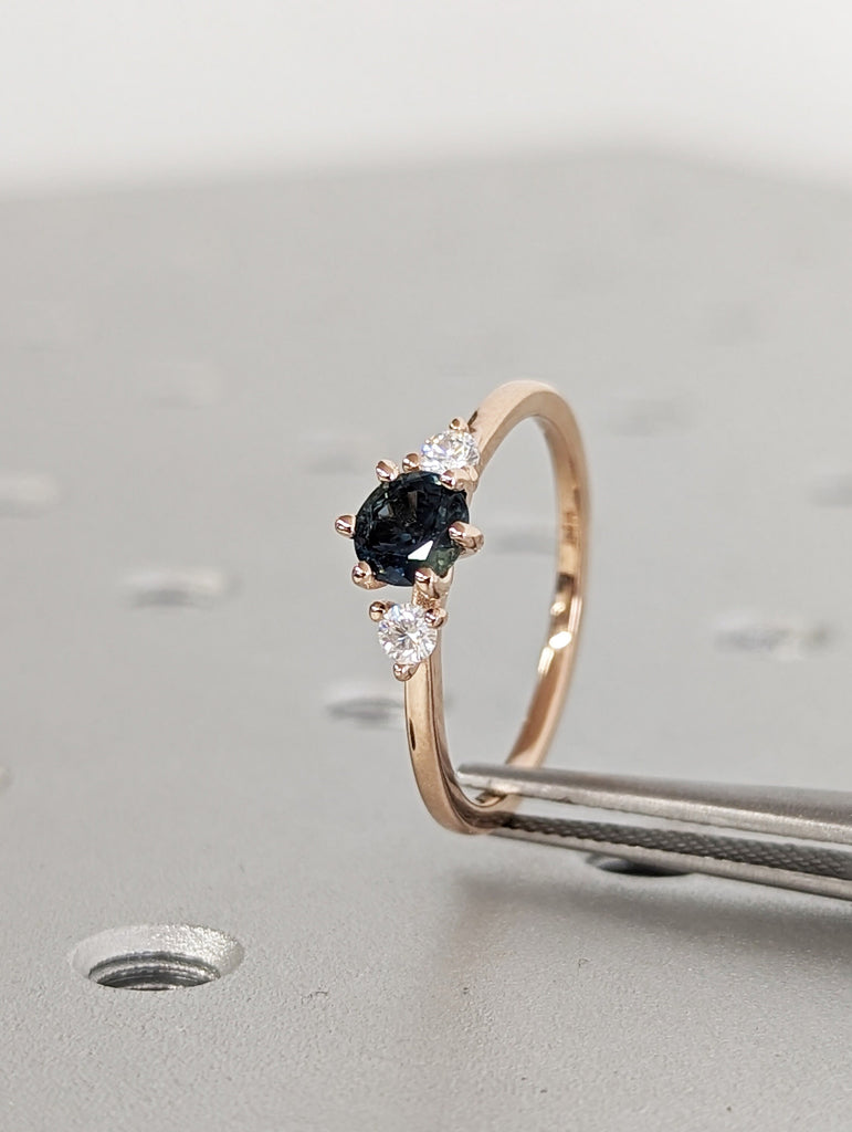 14K Rose Gold Peacock Sapphire Statement Ring, Round Cut Engagement Dainty Sapphire Gemstone Ring, Art Deco Ring, Anniversary Gift