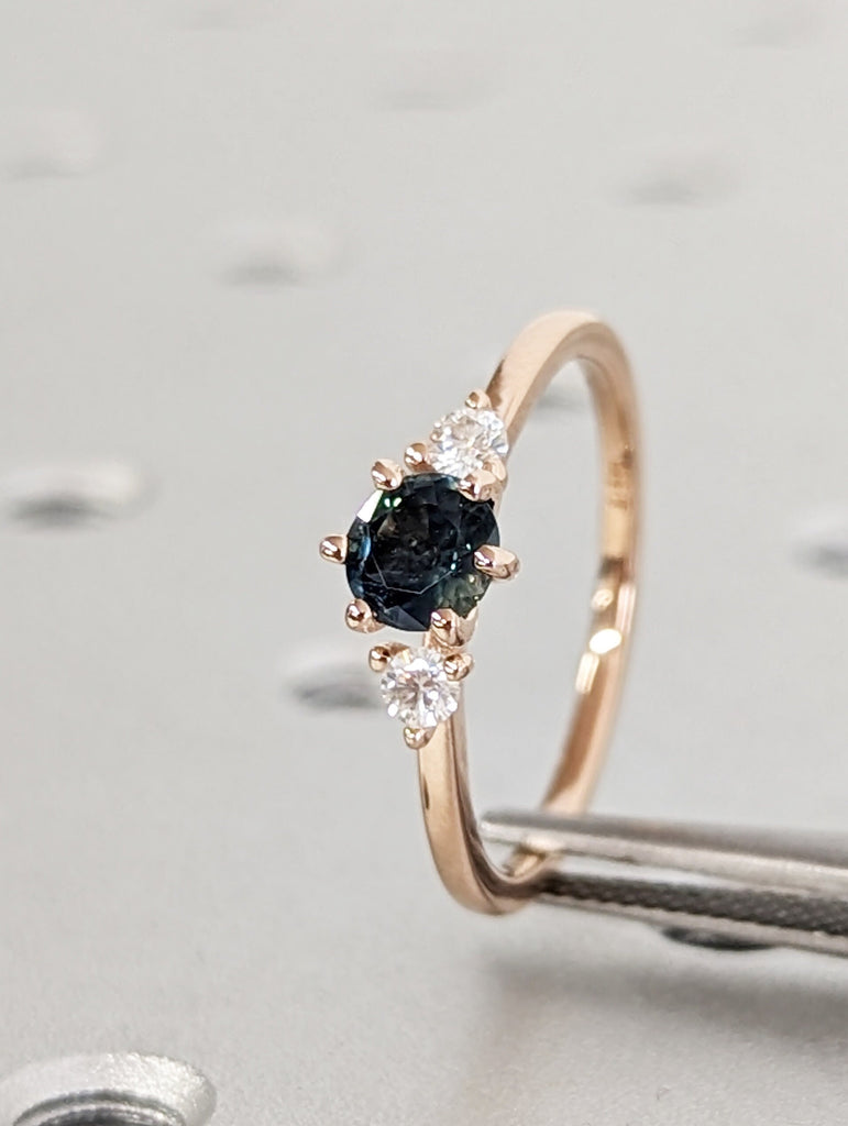 14K Rose Gold Peacock Sapphire Statement Ring, Round Cut Engagement Dainty Sapphire Gemstone Ring, Art Deco Ring, Anniversary Gift