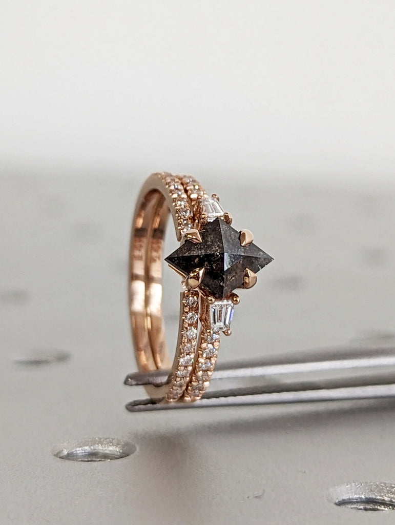 Galaxy Raw Salt and Pepper Diamond Ring- Kite Cut Diamond Engagement Ring Sets- Unique Bridal Geometric Diamond Promise Ring- 14K Rose Gold