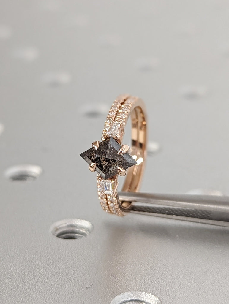 Galaxy Raw Salt and Pepper Diamond Ring- Kite Cut Diamond Engagement Ring Sets- Unique Bridal Geometric Diamond Promise Ring- 14K Rose Gold