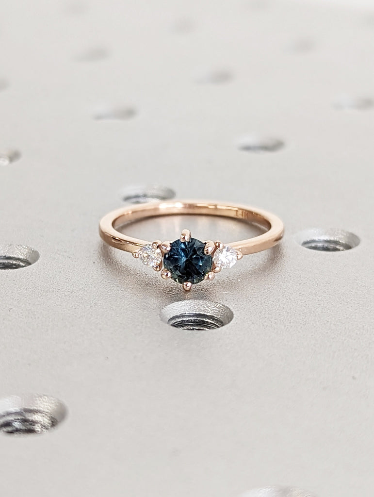 14K Rose Gold Peacock Sapphire Statement Ring, Round Cut Engagement Dainty Sapphire Gemstone Ring, Art Deco Ring, Anniversary Gift