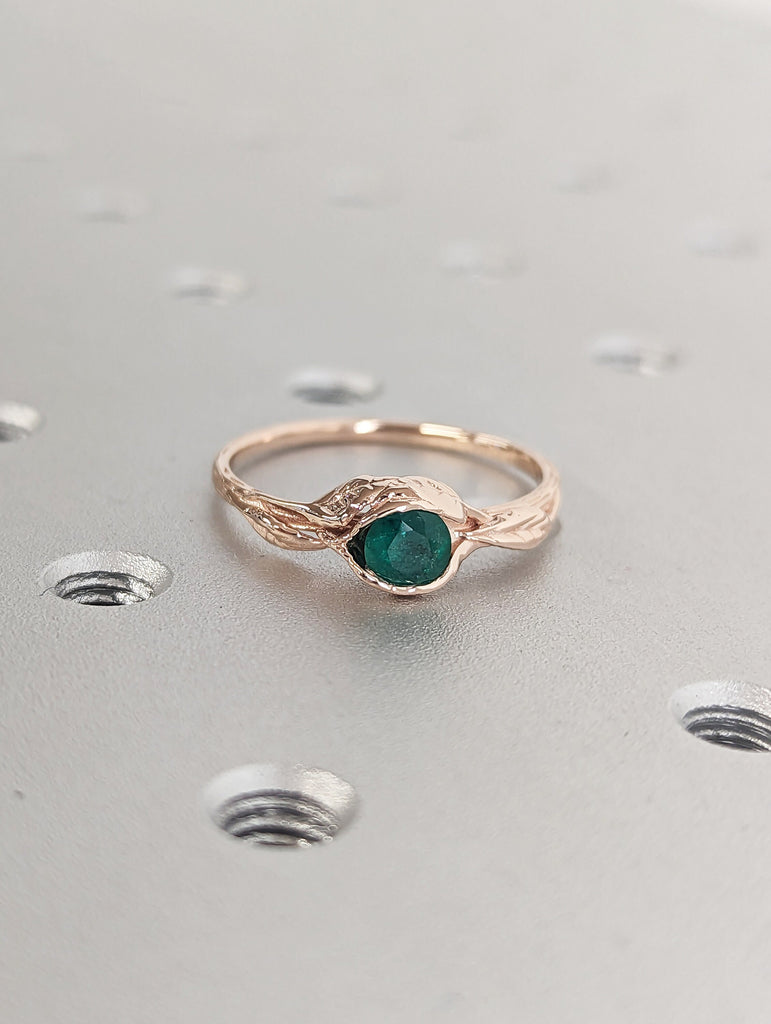 Emerald Ring • Lotus Engagement Ring • Gift For Her • Unique Engagement Ring • Floral Ring • Ring For Her • Promise Ring • Vintage Ring