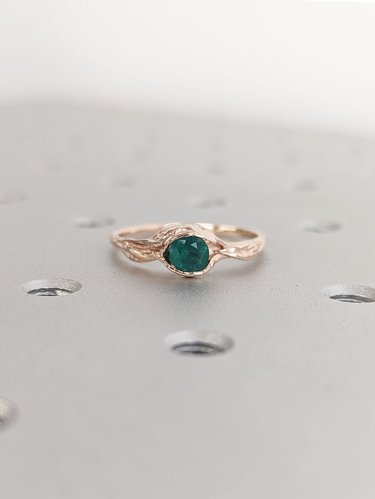 Emerald Ring • Lotus Engagement Ring • Gift For Her • Unique Engagement Ring • Floral Ring • Ring For Her • Promise Ring • Vintage Ring