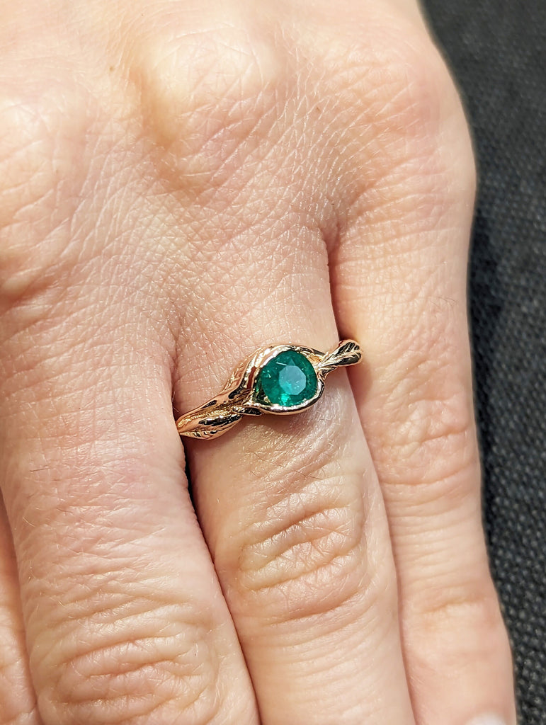 Lab Emerald Ring • Lotus Engagement Ring • Gift For Her • Unique Engagement Ring • Floral Ring • Ring For Her • Promise Ring • Vintage Ring