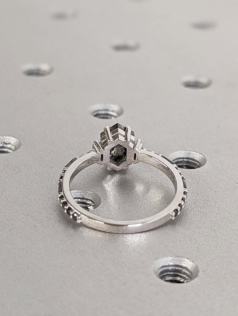 2ct Salt and Pepper Diamond 18K White Gold Engagement Ring | Unique Diamond Band | Rose Cut Geometric Ring | Luxury Anniversary Gift for Her