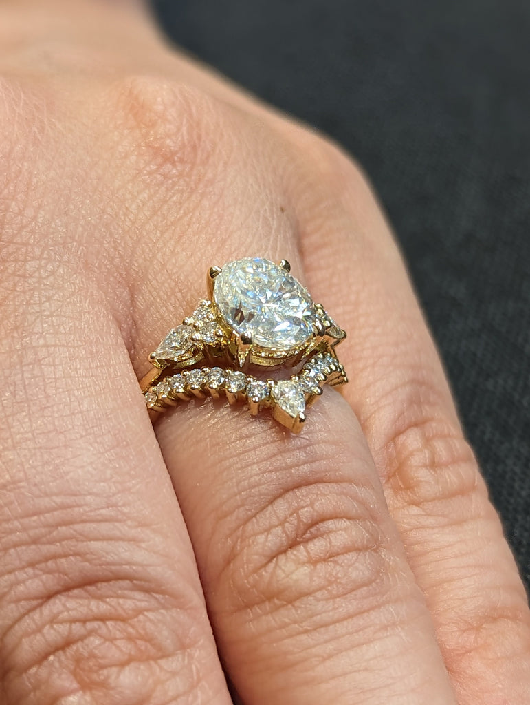 Vintage 2.5ct Oval Moissanite Diamond 18K Yellow Gold Bridal Ring Set | Unique Pear Moissanite Cluster Ring | Fine Luxury Wedding Jewelry