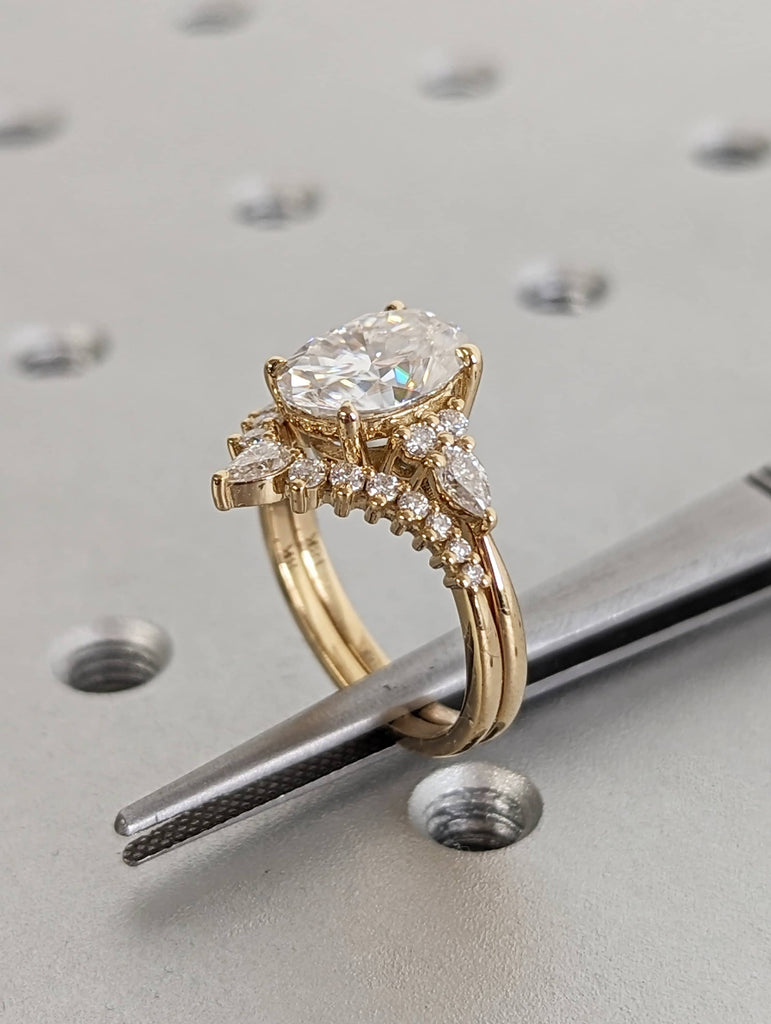 Luxury 2.5ct Oval Lab Diamond 18K Yellow Gold Engagement Ring Set | Unique Pear Moissanite Cluster Ring | Handmade Vintage Bridal Jewelry