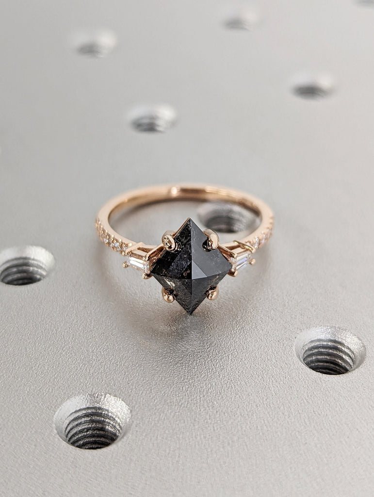 Galaxy Raw Salt and Pepper Diamond Ring- Kite Cut Diamond Engagement Ring Sets- Unique Bridal Geometric Diamond Promise Ring 14K Rose Gold